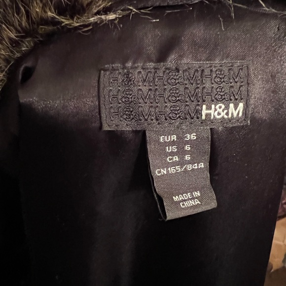 Faux fur H&M vest - Picture 2 of 2